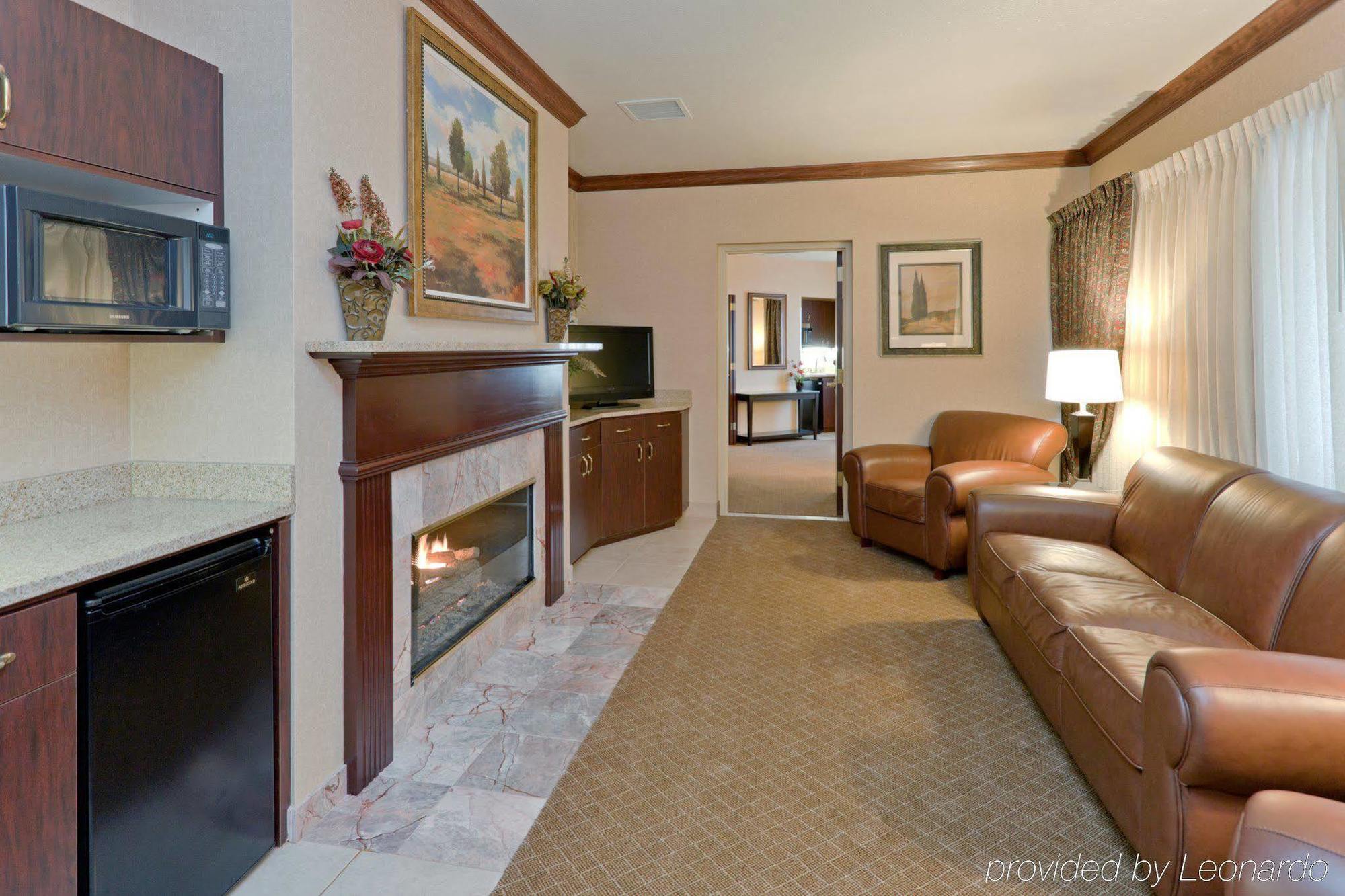 Wingate By Wyndham Mentor Oh Hotel Room photo
