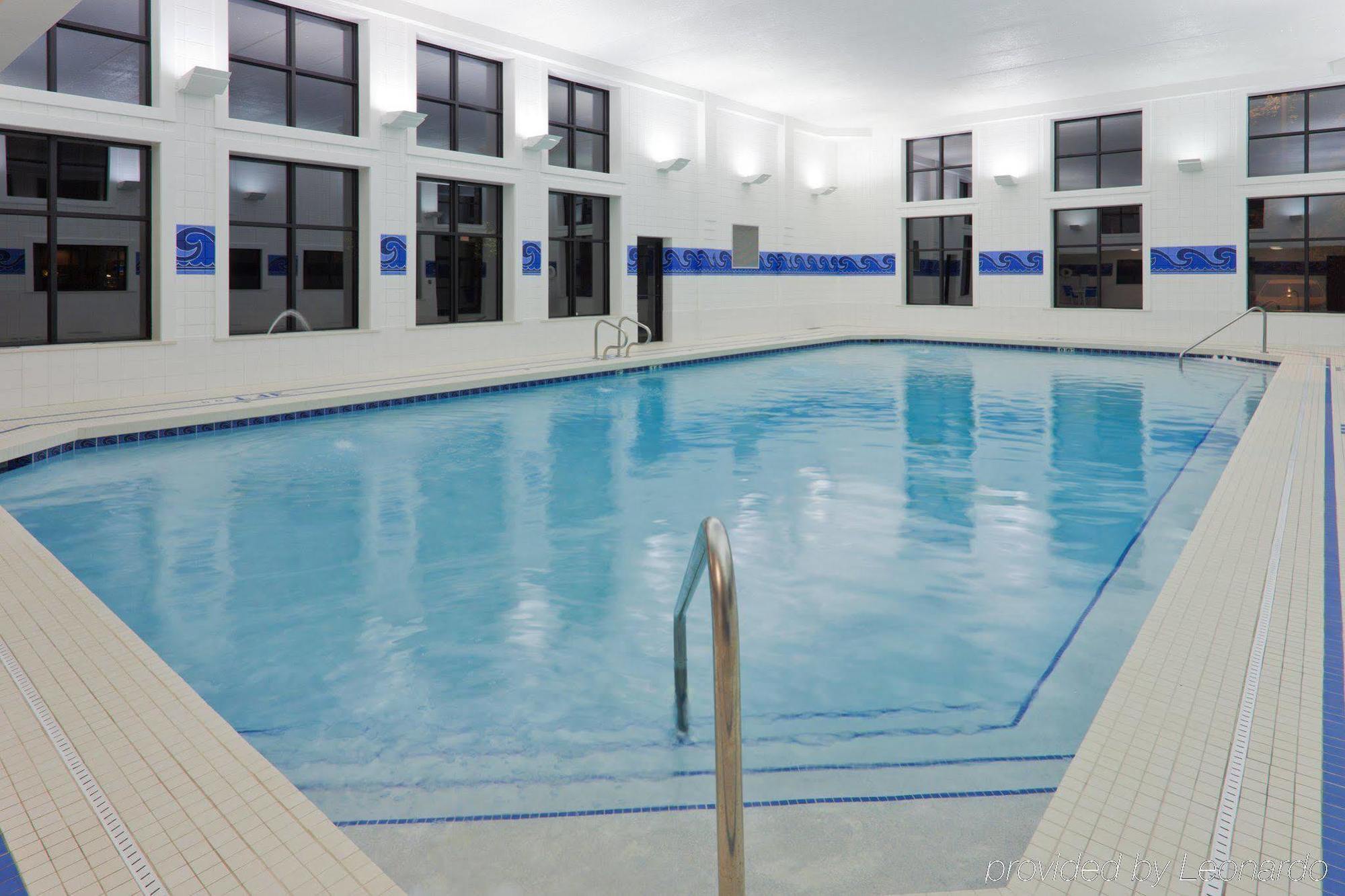 Wingate By Wyndham Mentor Oh Hotel Facilities photo